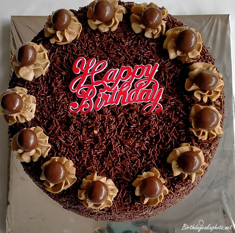 Send Happy B'day Cakes online for girls
